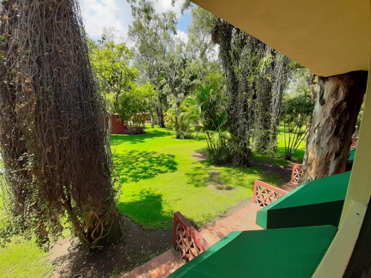 Real De Chapala Otel Ajijic Dış mekan fotoğraf